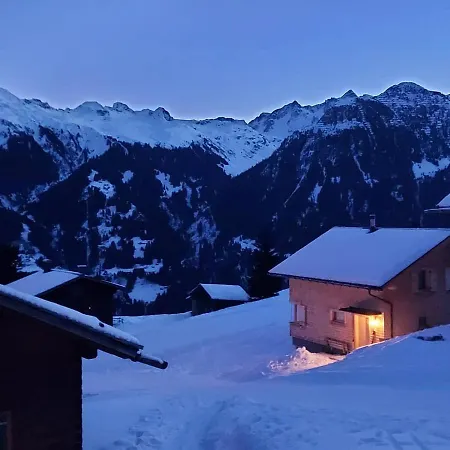 Alphuesli Garfrescha Appartamento *