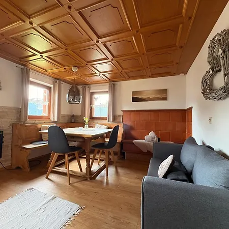 Alphuesli Garfrescha Apartment *